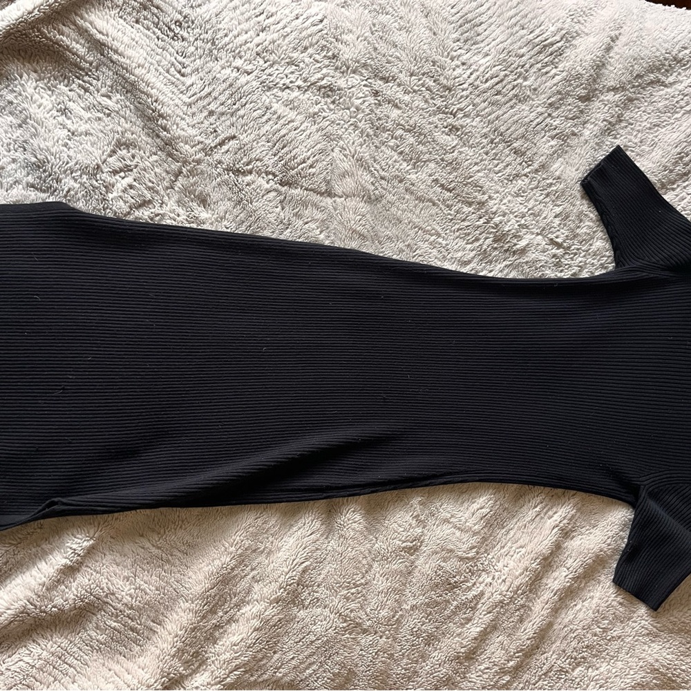 Nine West Black Ribbed Crewneck Midi Dress